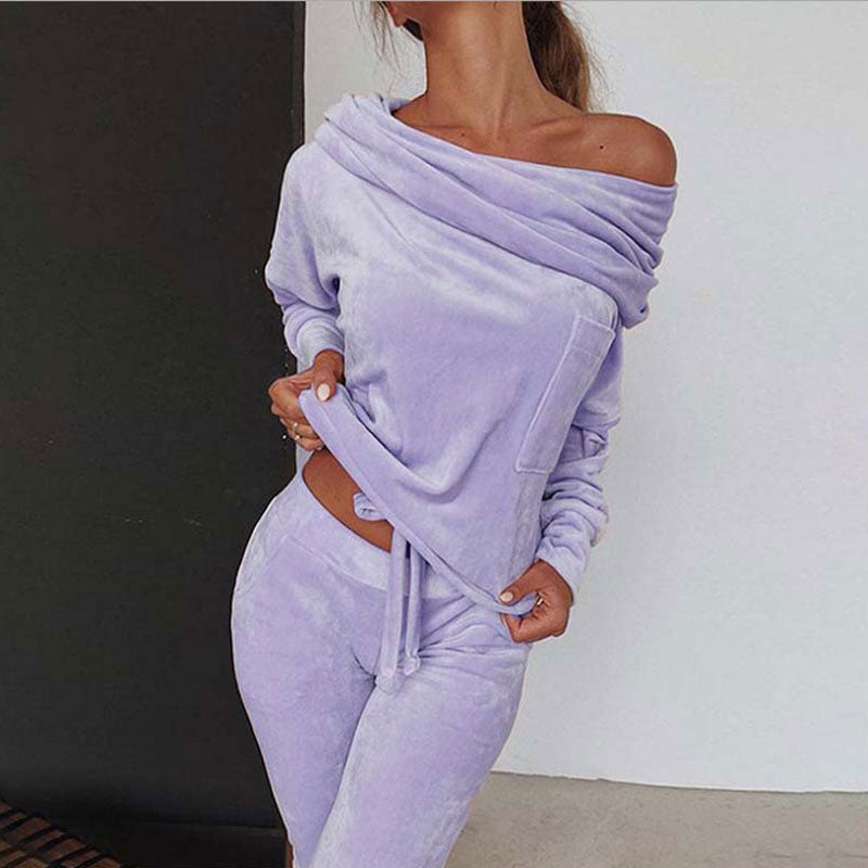 Women’s Velour Lounge Set – Off-Shoulder Cozy Chic