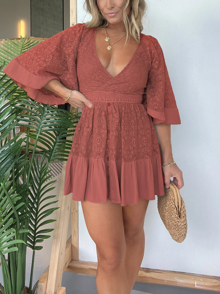 Women’s Lace Mini Dress – Elegant Fit & Effortless Charm