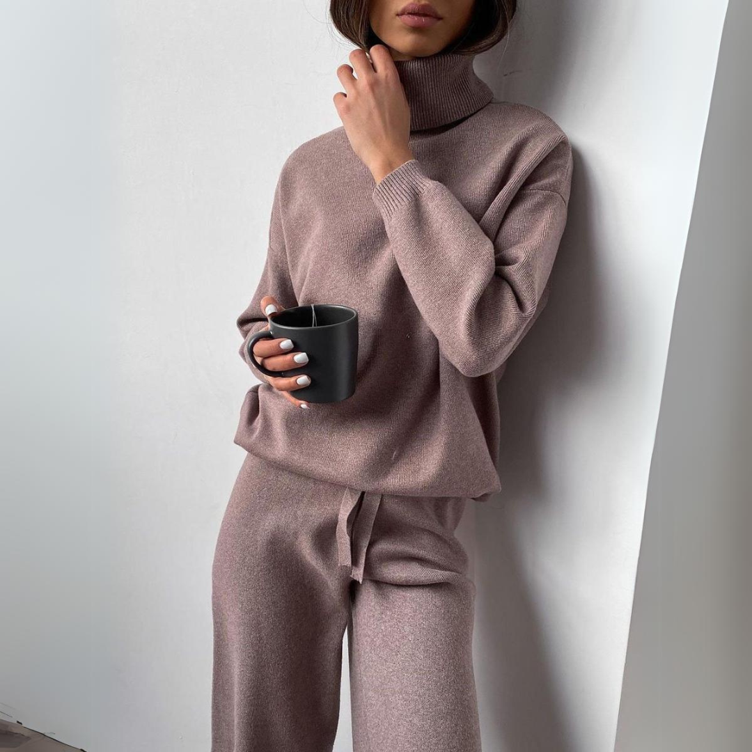 Women’s Knit Loungewear Set – Cozy Turtleneck & Wide-Leg Pants