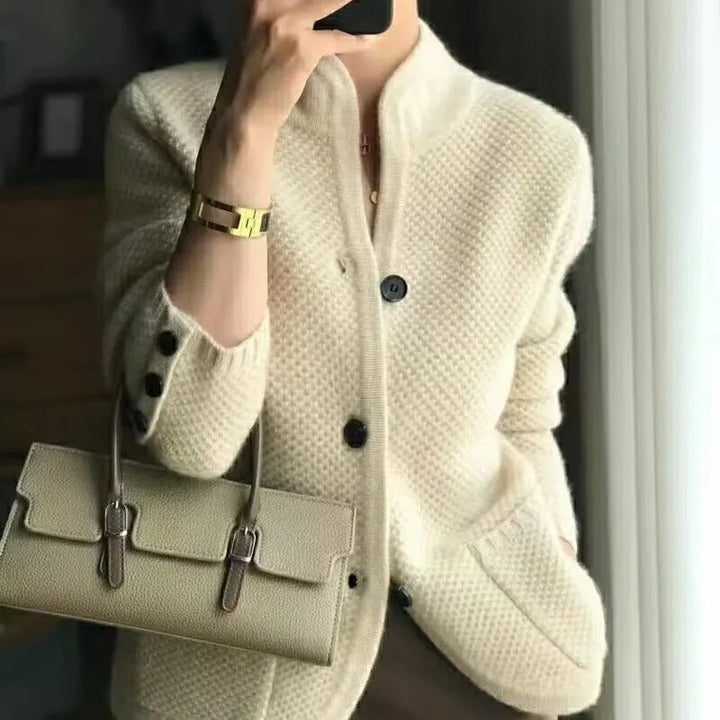 Women's Textured Knit Jacket – Warmth & Refined Style