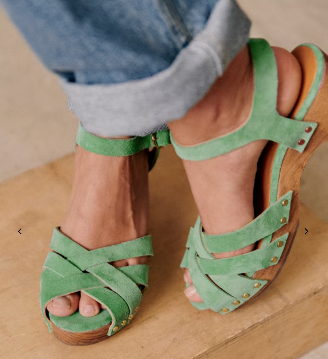 Women’s Strappy Sandals – Retro Wood Heel & Summer Comfort