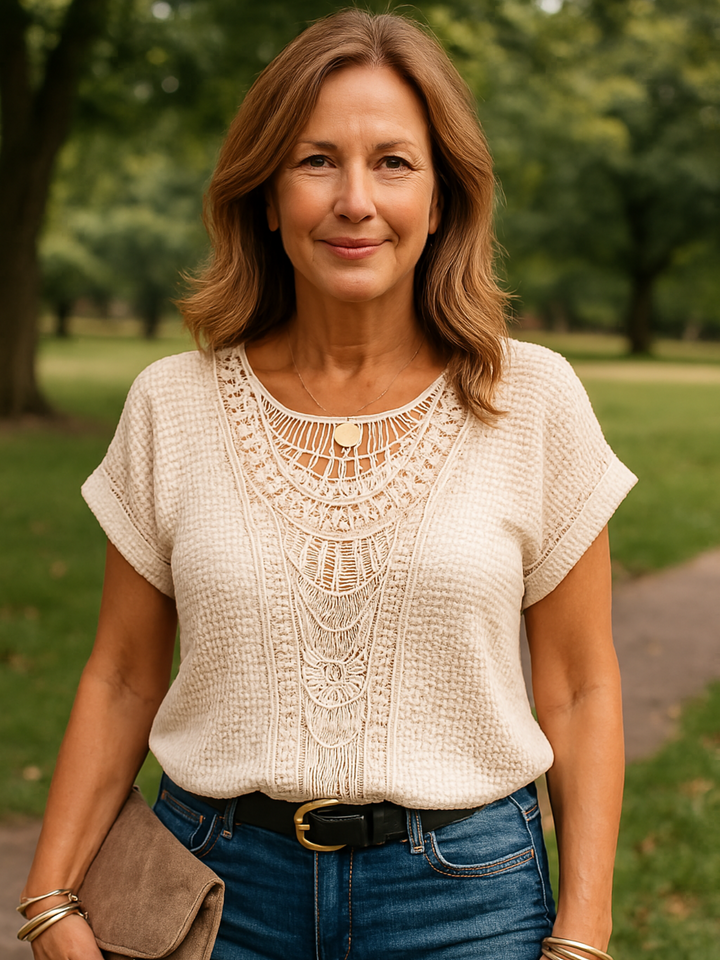 Beautifully Detailed Knitted Top – Soft Texture & Refined Comfort