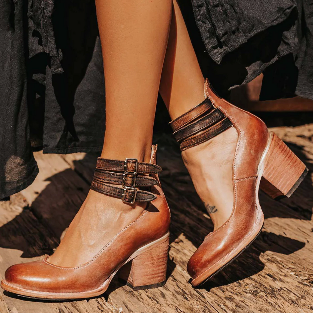 Women’s Vintage-Inspired Leather Heels – Classic Elegance with Modern Sophistication