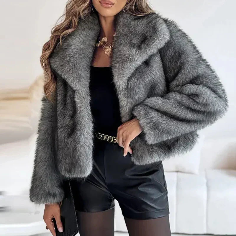 Women’s Faux Fur Short Jacket – Stylish Warmth for Autumn & Winter