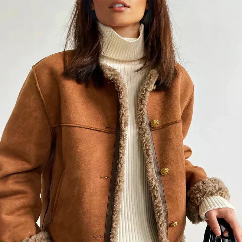 Women’s Genuine Sheepskin Jacket – Warmth & Timeless Elegance