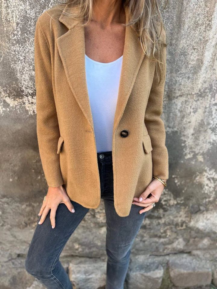Women’s Lapel Long Sleeve Jacket – Casual Fit & Everyday Style
